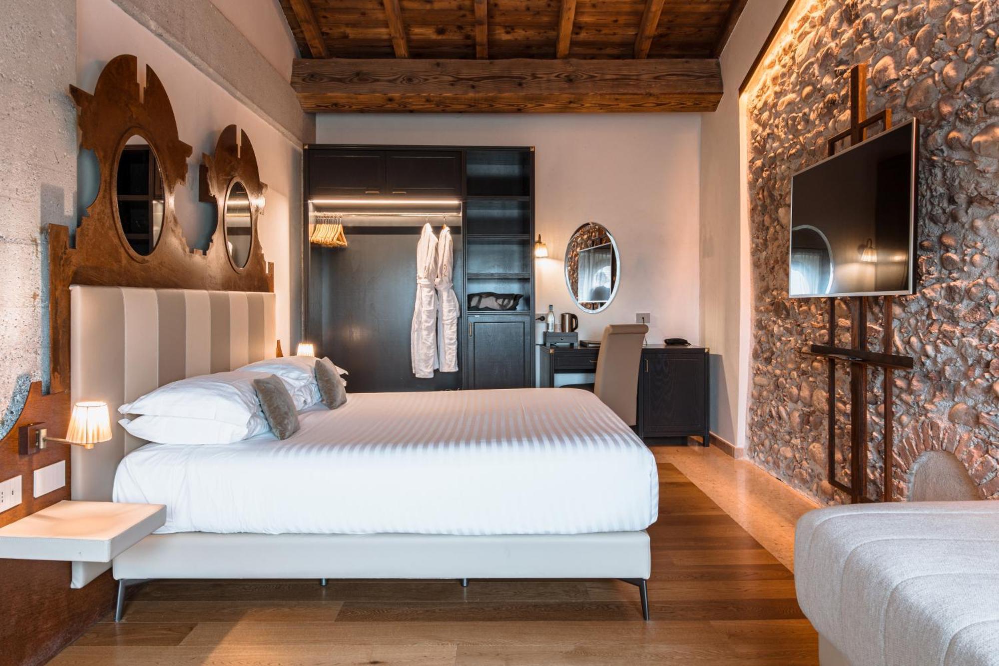 Corte Regia Relais & 4* Valeggio sul Mincio